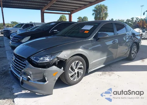 2021 Hyundai Sonata Blue z USA, uszkodzony, nr VIN KMHL24JJ7MA024135